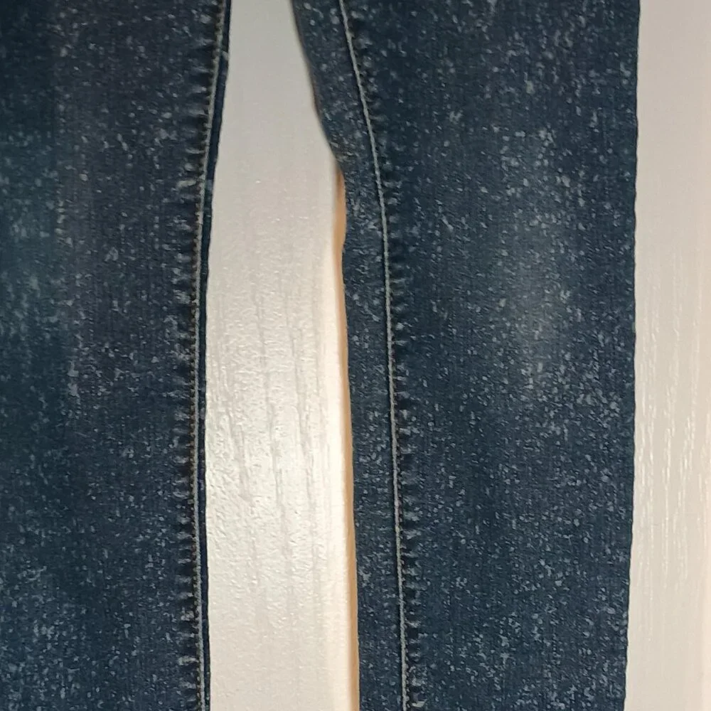 Levi Strauss & Co./710 Super Skinny Jeans/Girls 16R/Dark Wash Snow - Picture 7 of 8